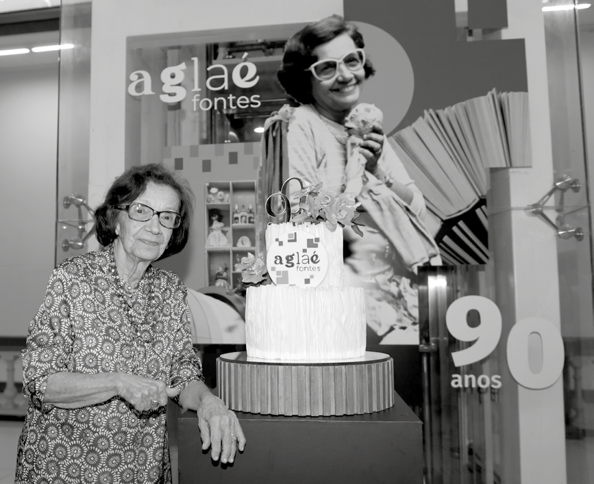 Registro da homenagem dos 90 anos ligado à trajetória de Aglaé